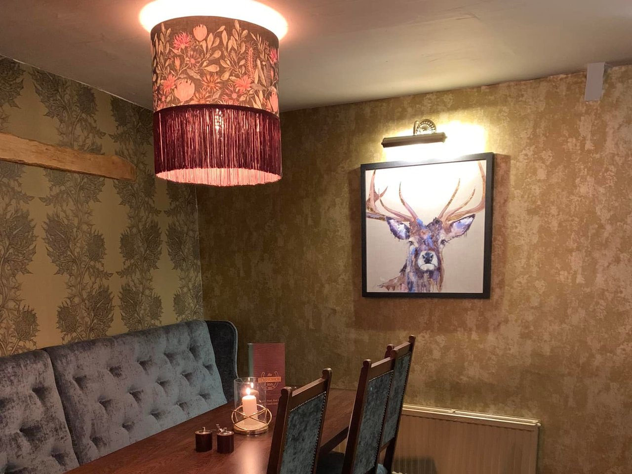 The Horseshoe Inn, Eddleston: commercial decorating