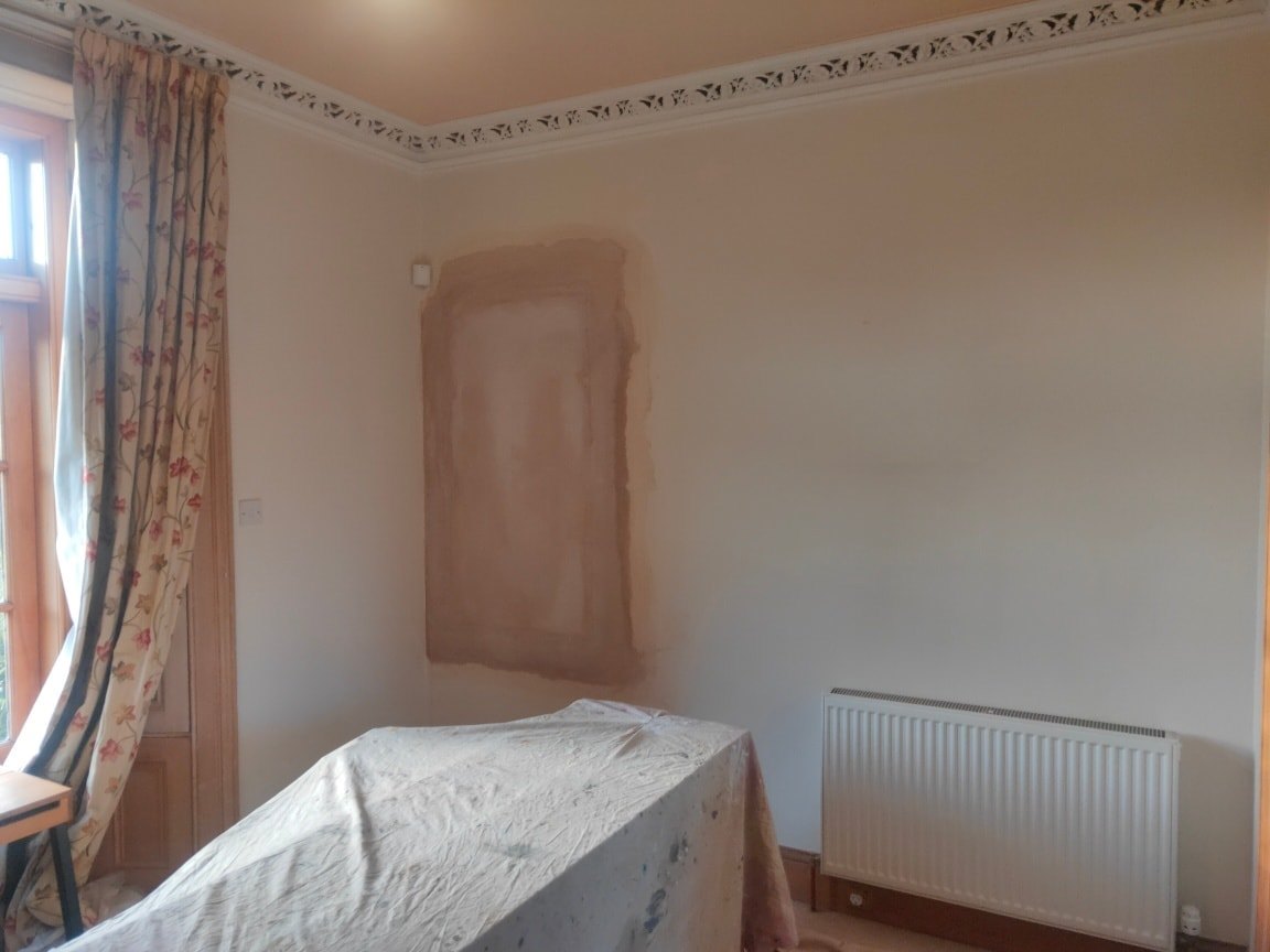 Taping and jointing on plasterboard